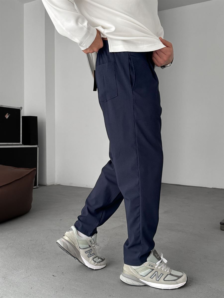 Seersucker Basic Pleated Pants