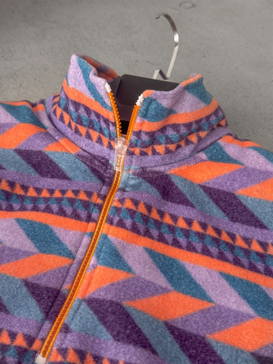 Geometric Patterned Polar Fleece Sweatshirt