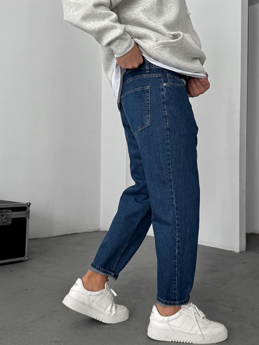 Plain Boyfriend Jean