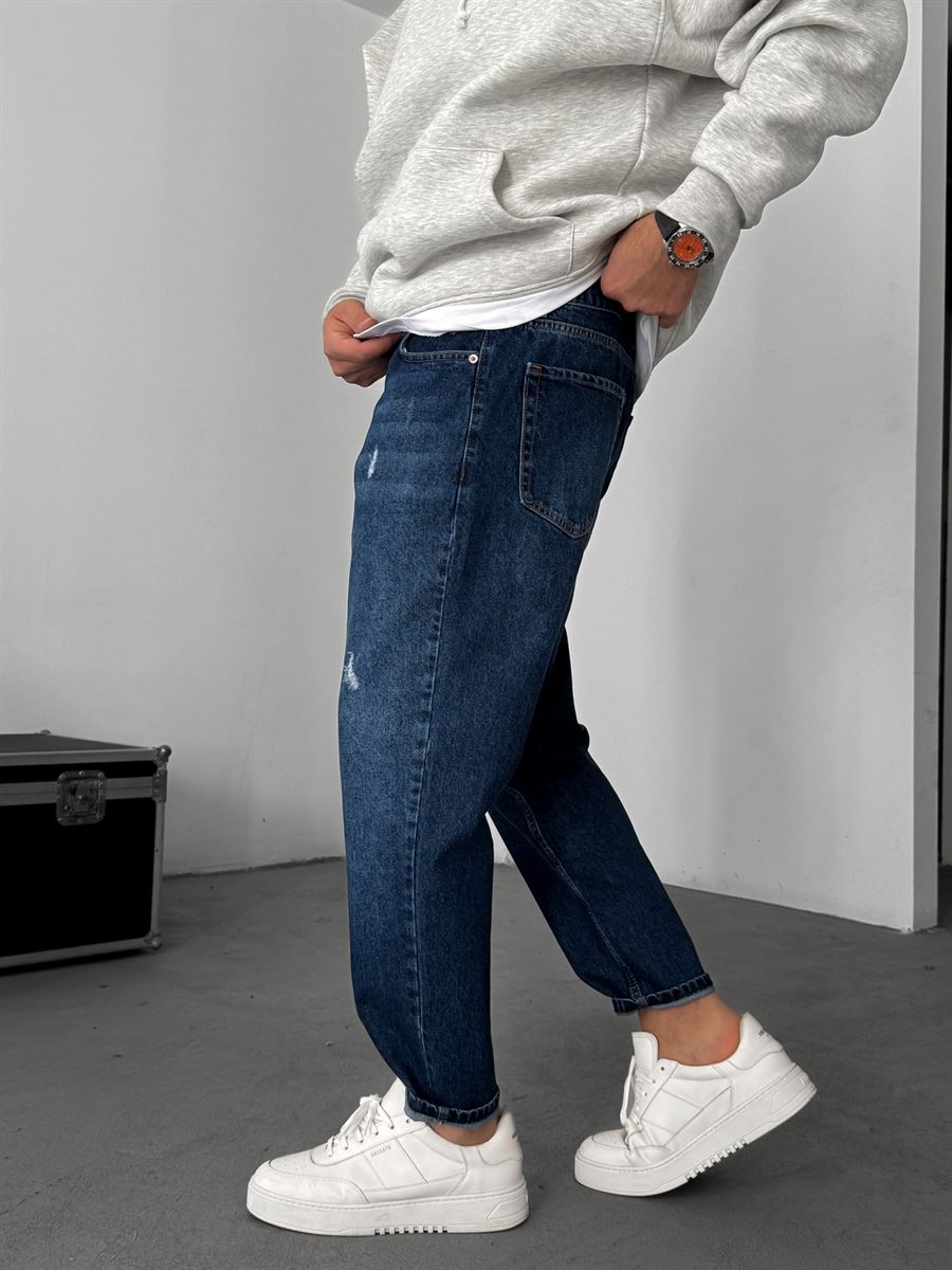 Distressed Effected Boyfriend Jean