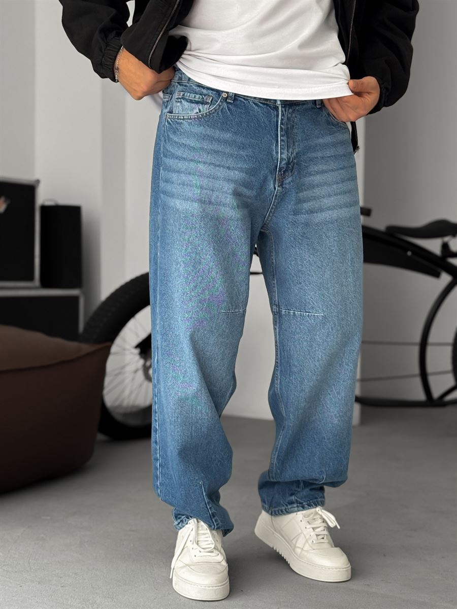Washed Baggy Jean with Stitching