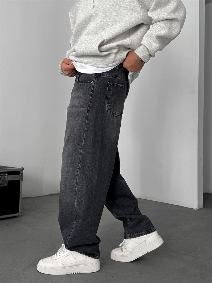 Washed Baggy Jean with Stitching