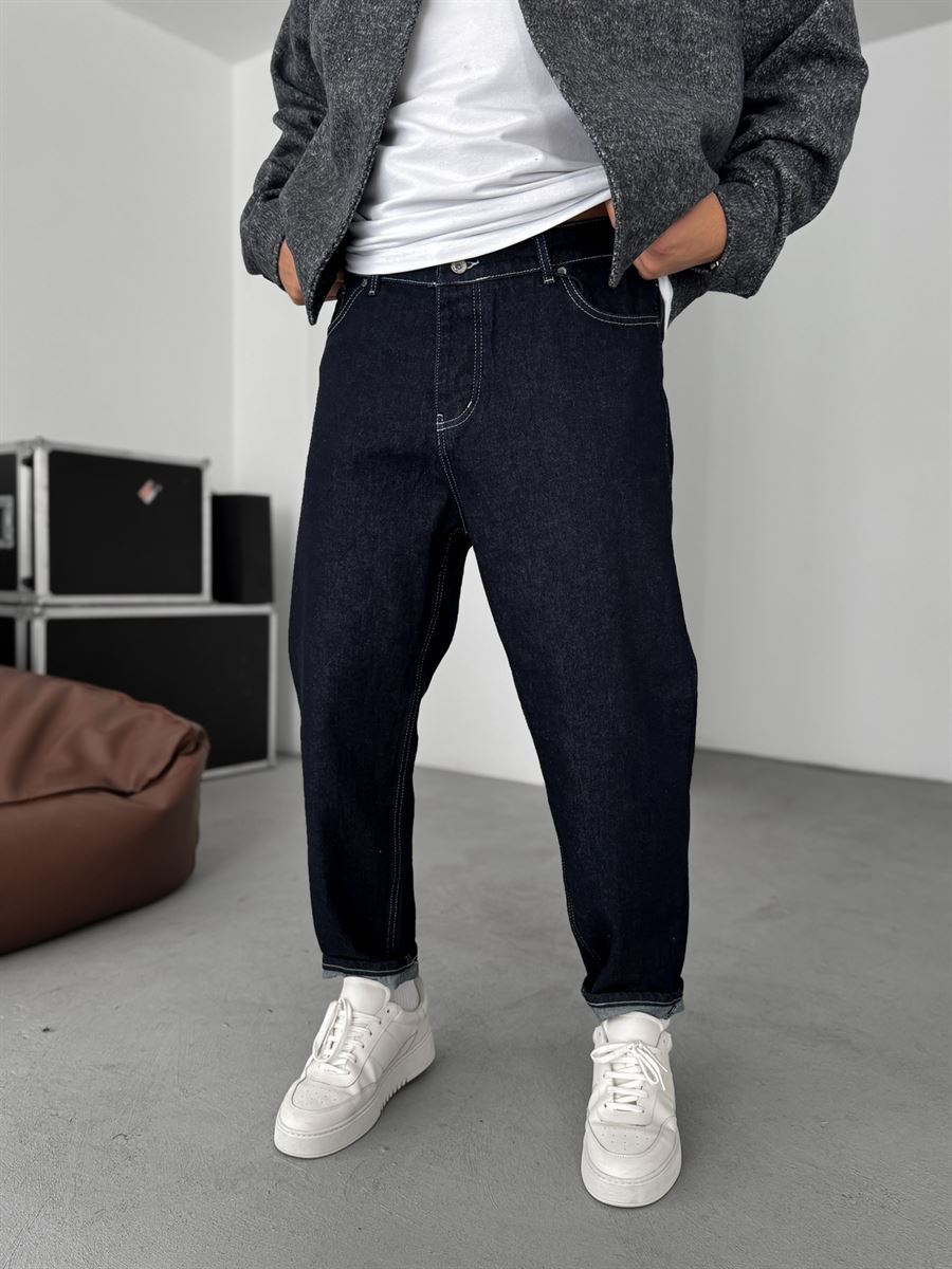 Basic Boyfriend Jean with Stitching