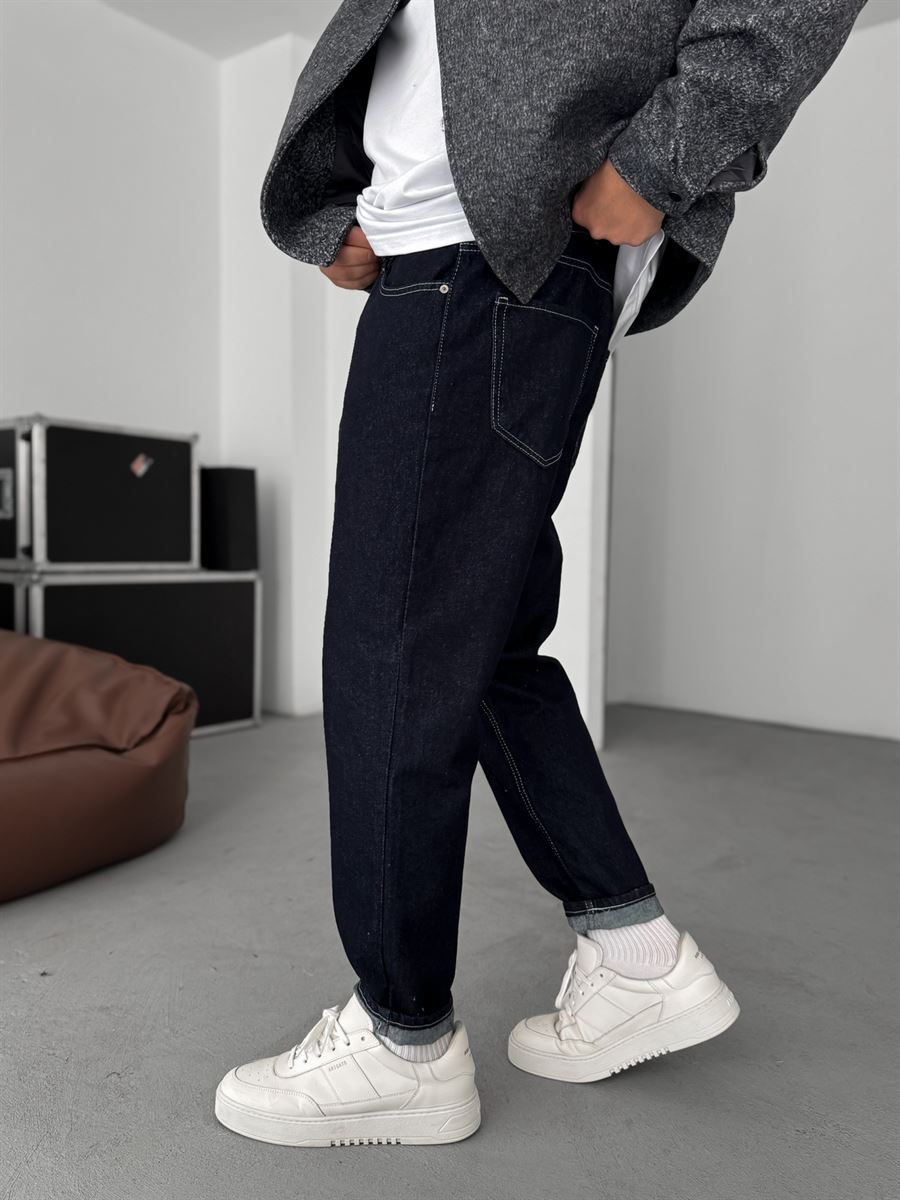 Basic Boyfriend Jean with Stitching