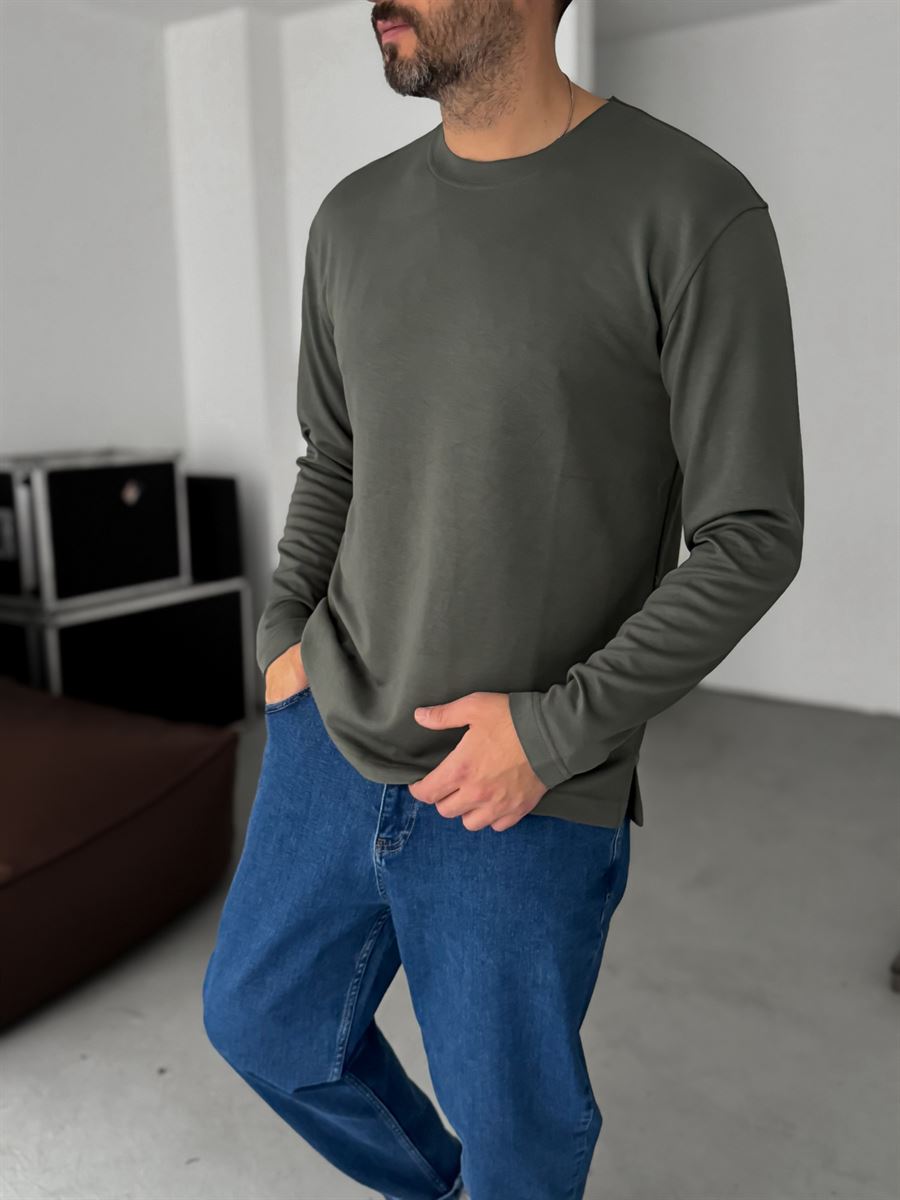 Modal Fabric Lycra Slim Fit Sweatshirt