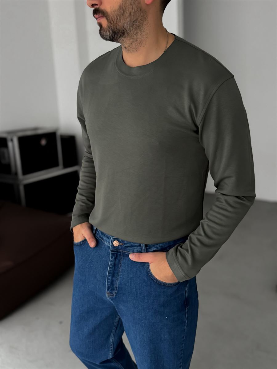 Modal Fabric Lycra Slim Fit Sweatshirt