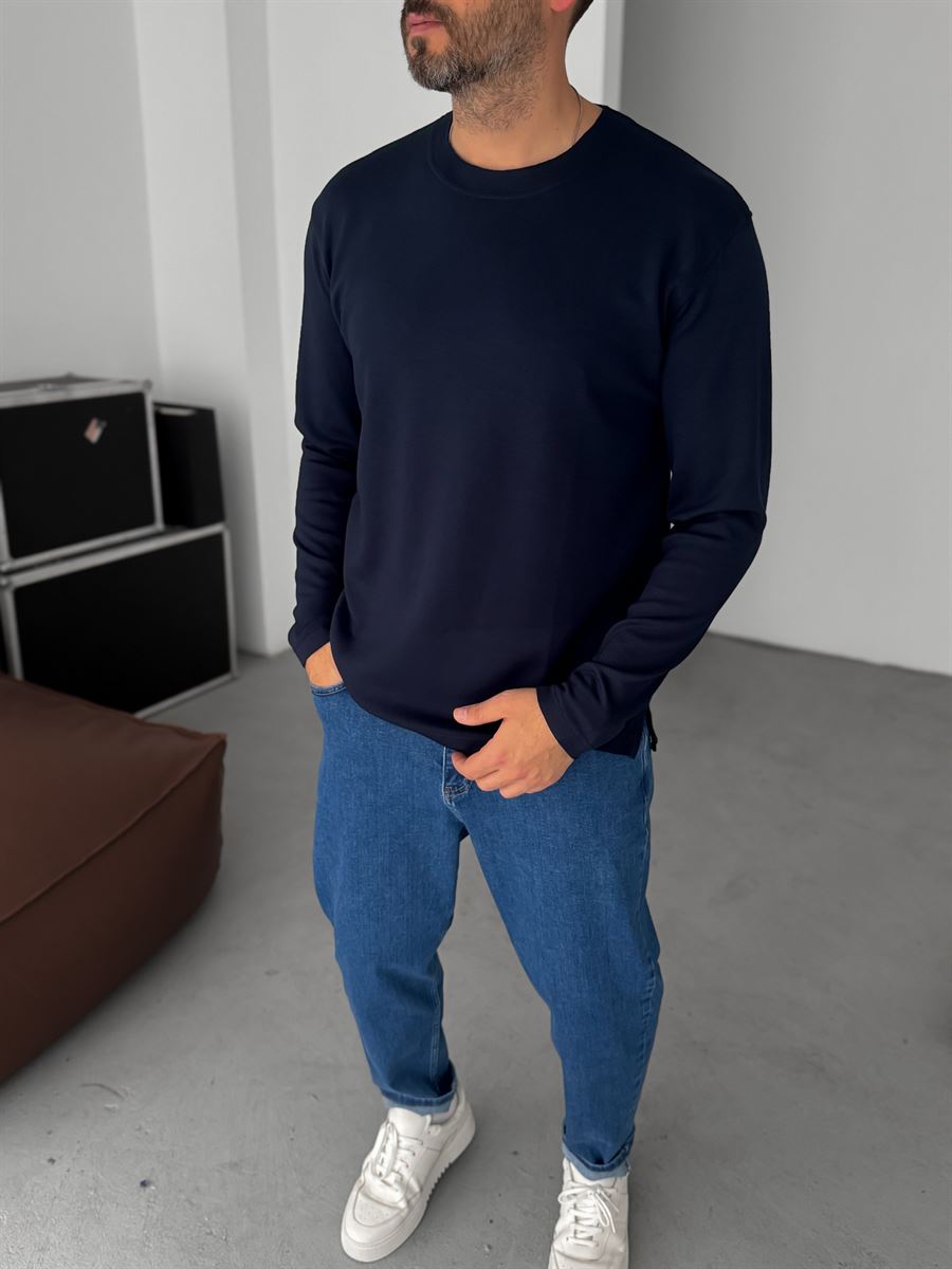 Modal Fabric Lycra Slim Fit Sweatshirt