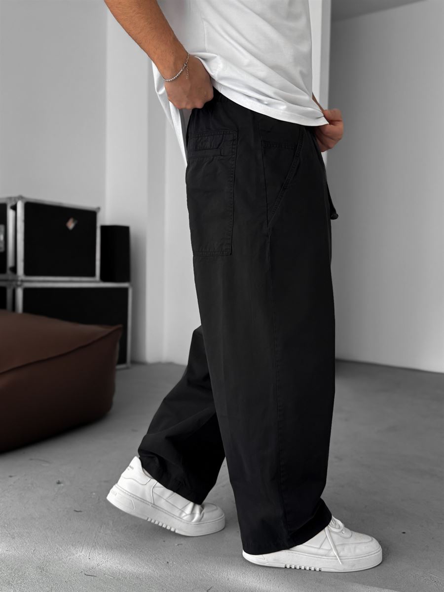 Loose Fit Pleated Gabardine Pants