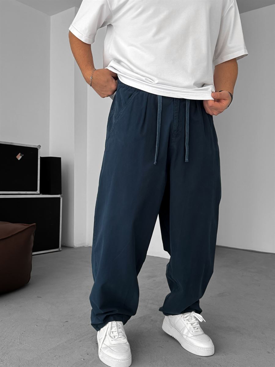 Loose Fit Pleated Gabardine Pants