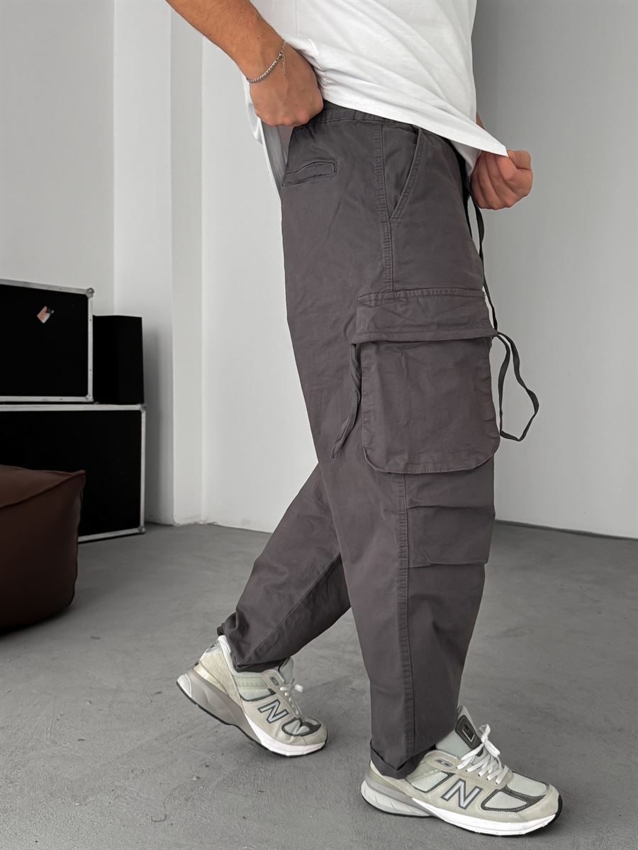 Gabardine Cargo Pants