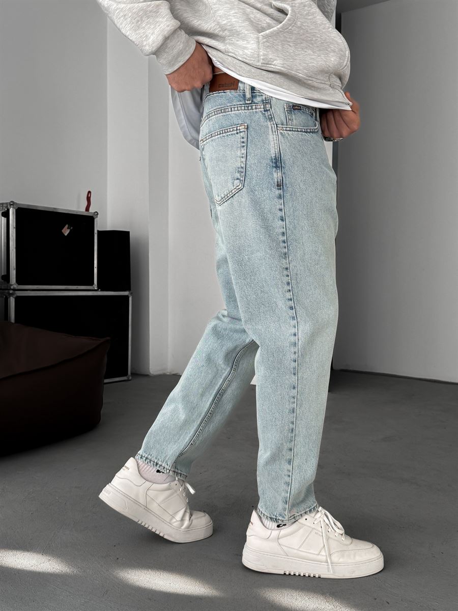 Washed Boyfriend Jean