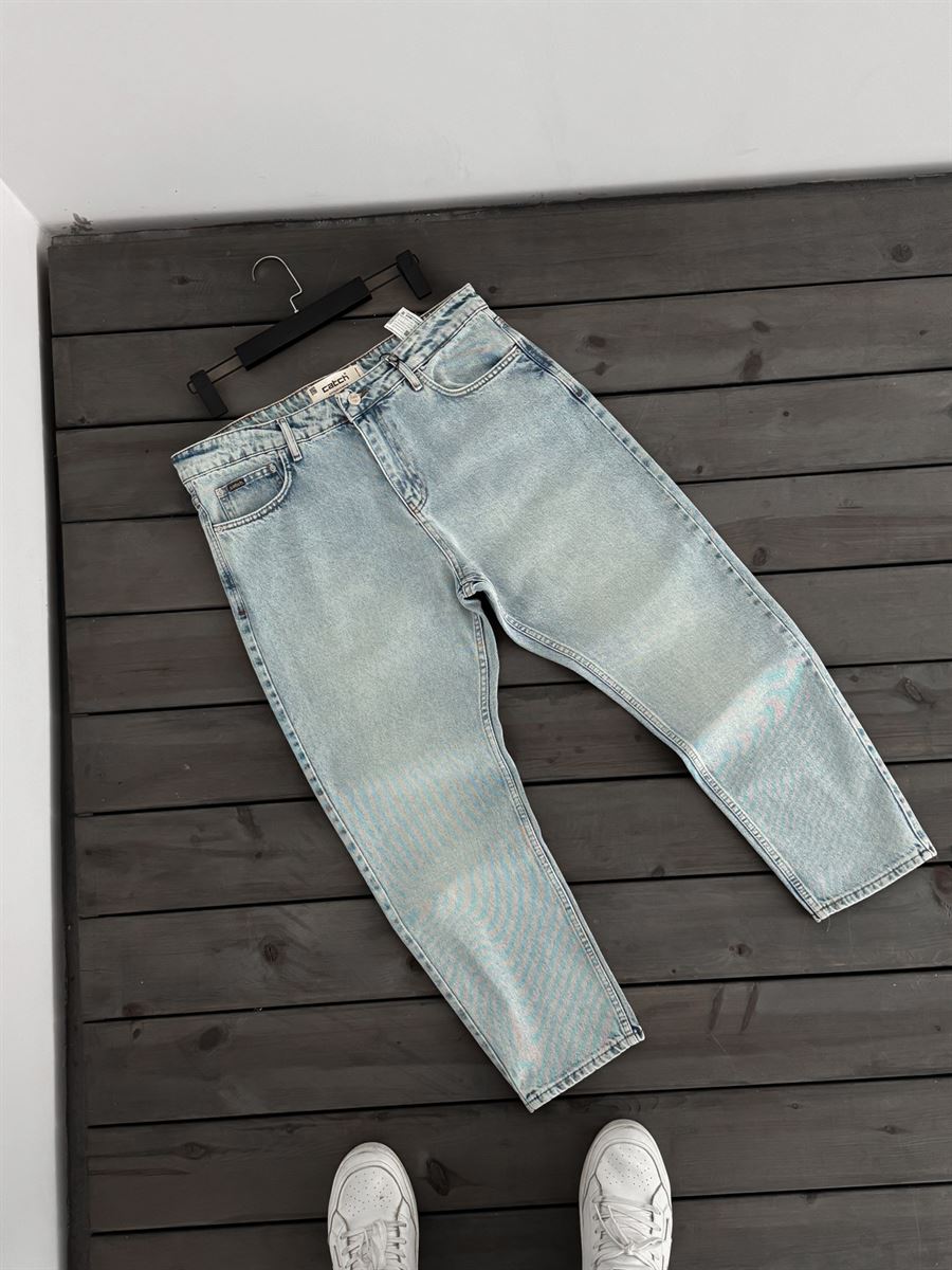 Washed Boyfriend Jean