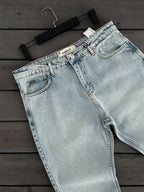 Washed Boyfriend Jean