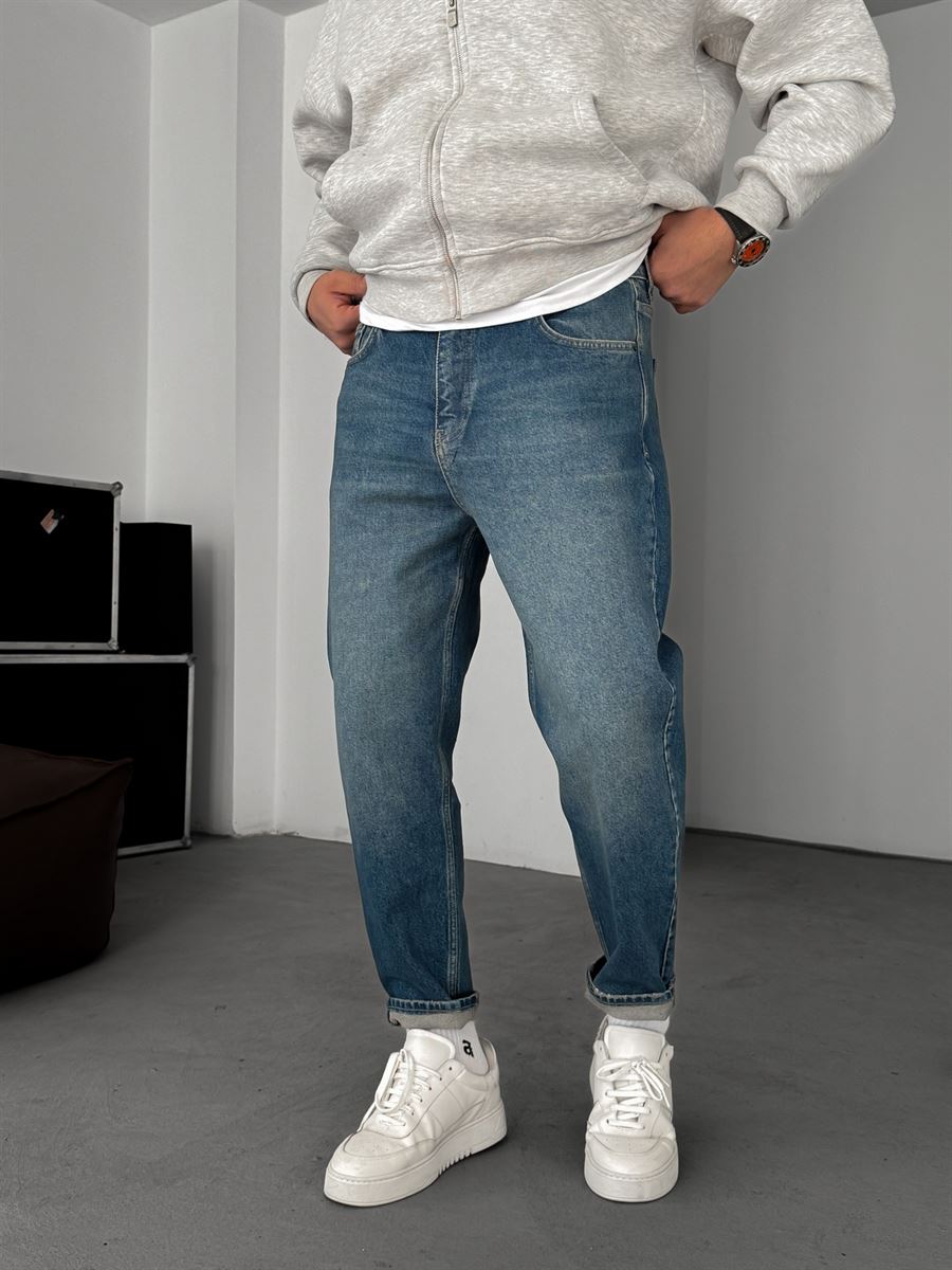 Washed Boyfriend Jean