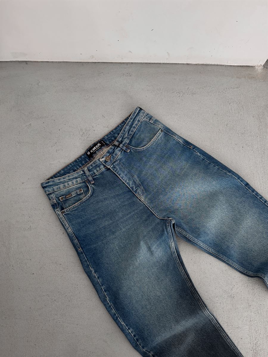 Washed Boyfriend Jean
