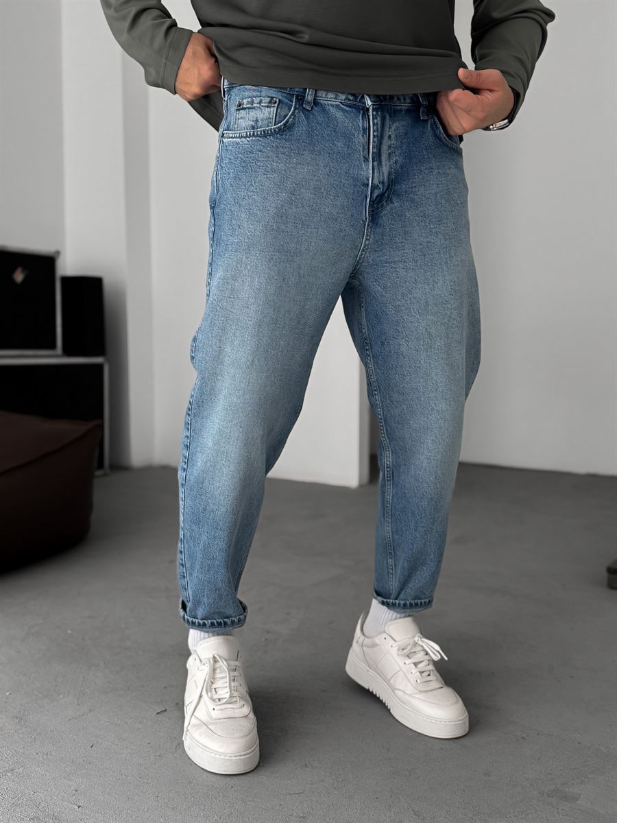 Washed Boyfriend Jean