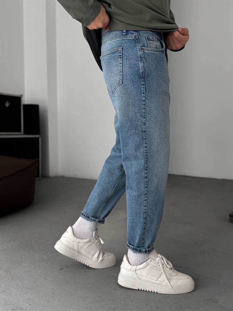 Washed Boyfriend Jean
