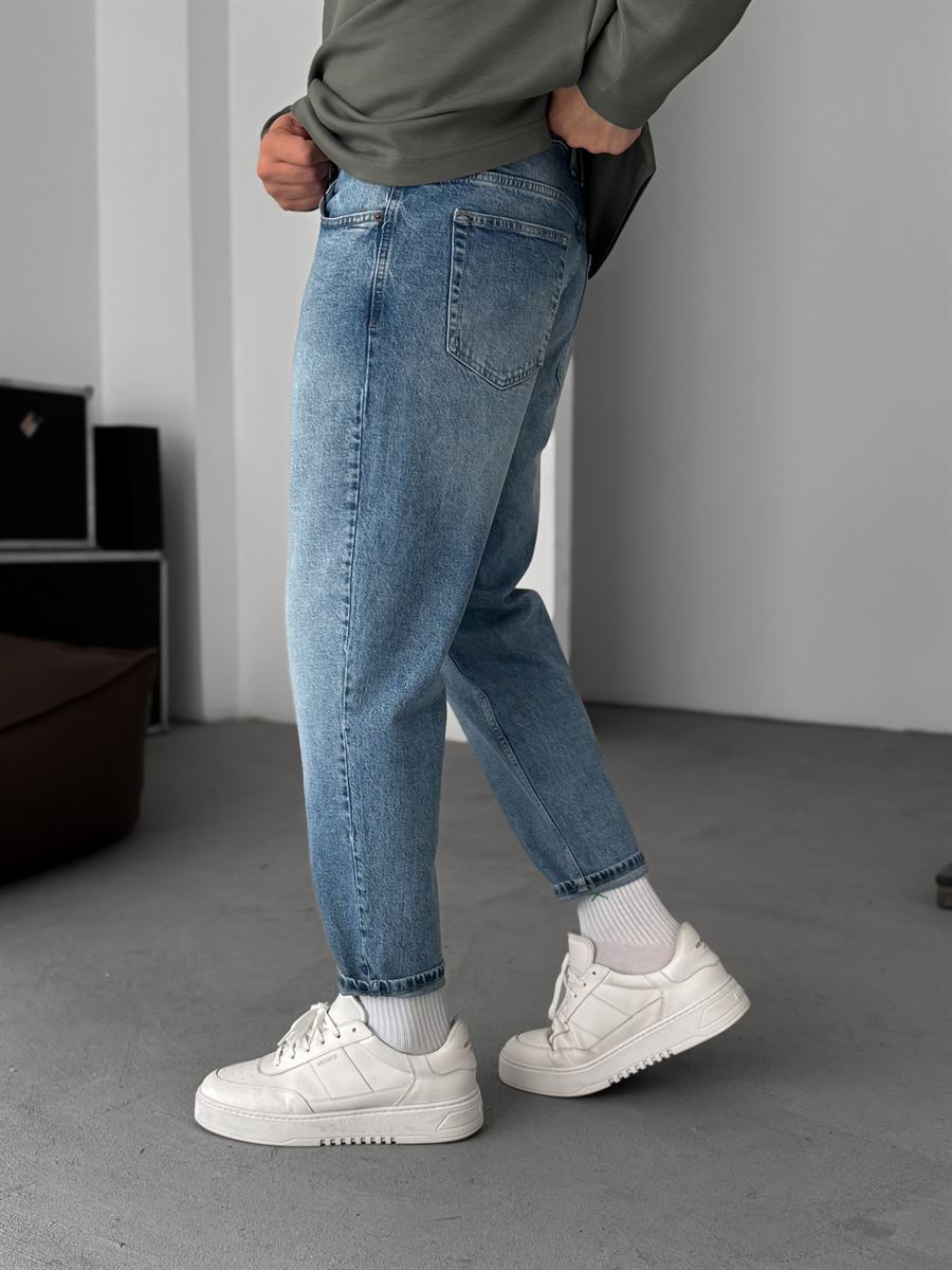 Washed Boyfriend Jean