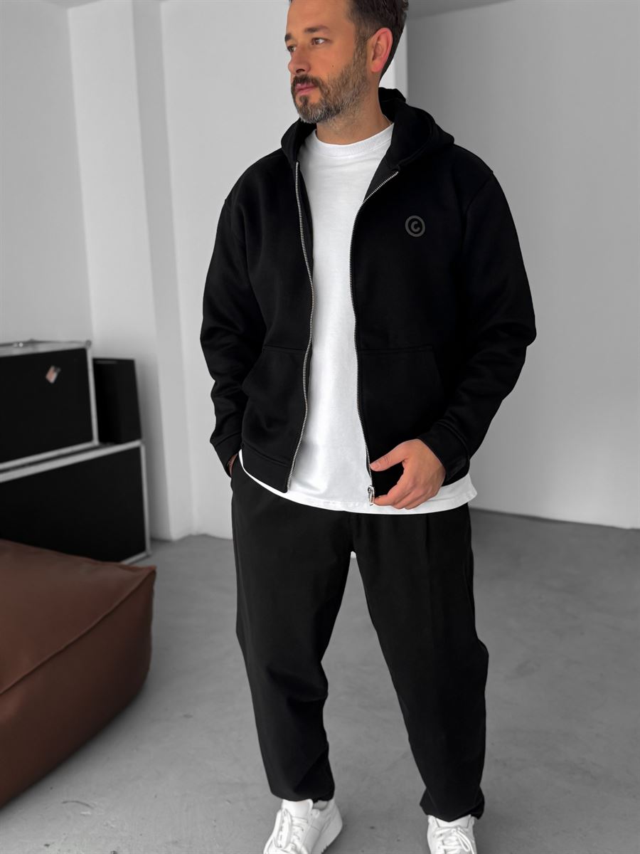 Back Embossed Zipped Sweatshirt