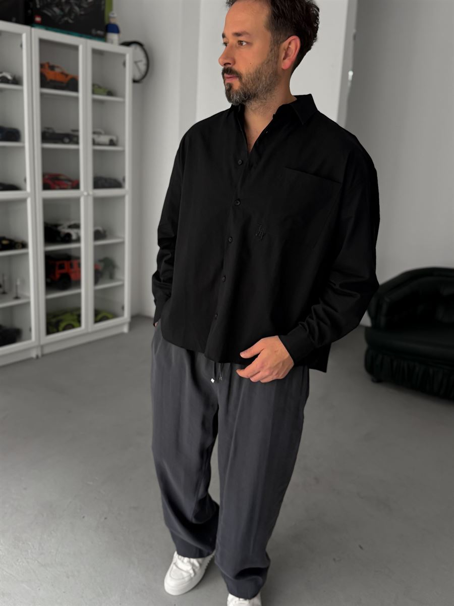 Black Pocket Embroidered Oversize Shirt TW-1054