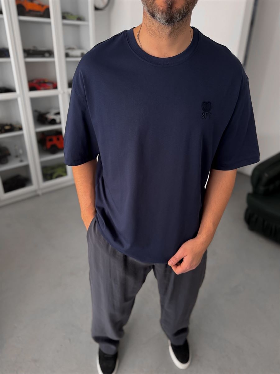 Navy Blue Oversize T-Shirt with Heart Embroidery TW-1023