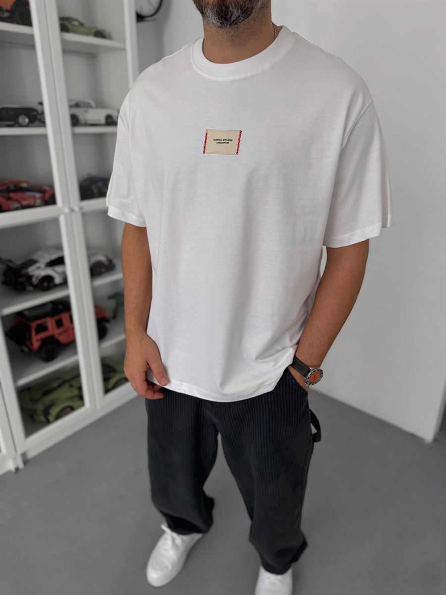 White Woven Patch Oversize T-Shirt C-023
