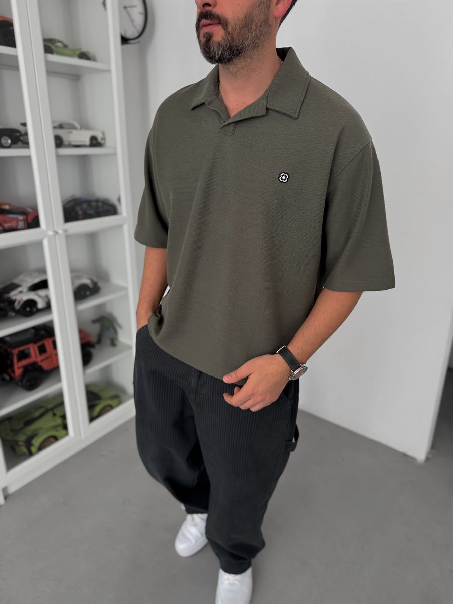 Khaki Embroidered Waffle Polo Collar T-Shirt C-029