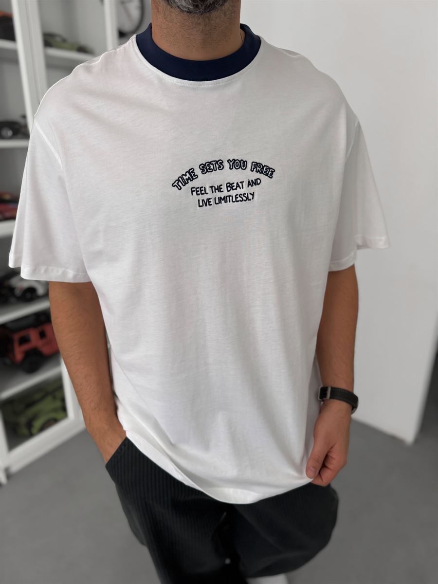 Navy Blue Oversize T-Shirt with Embroidered Text C-028