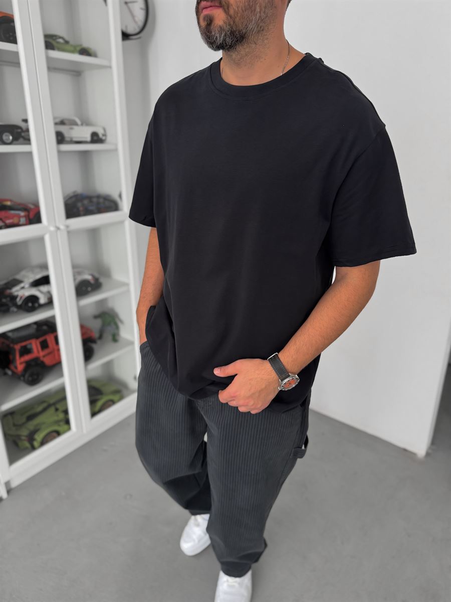Black Basic Oversize T-Shirt with Slit C-007