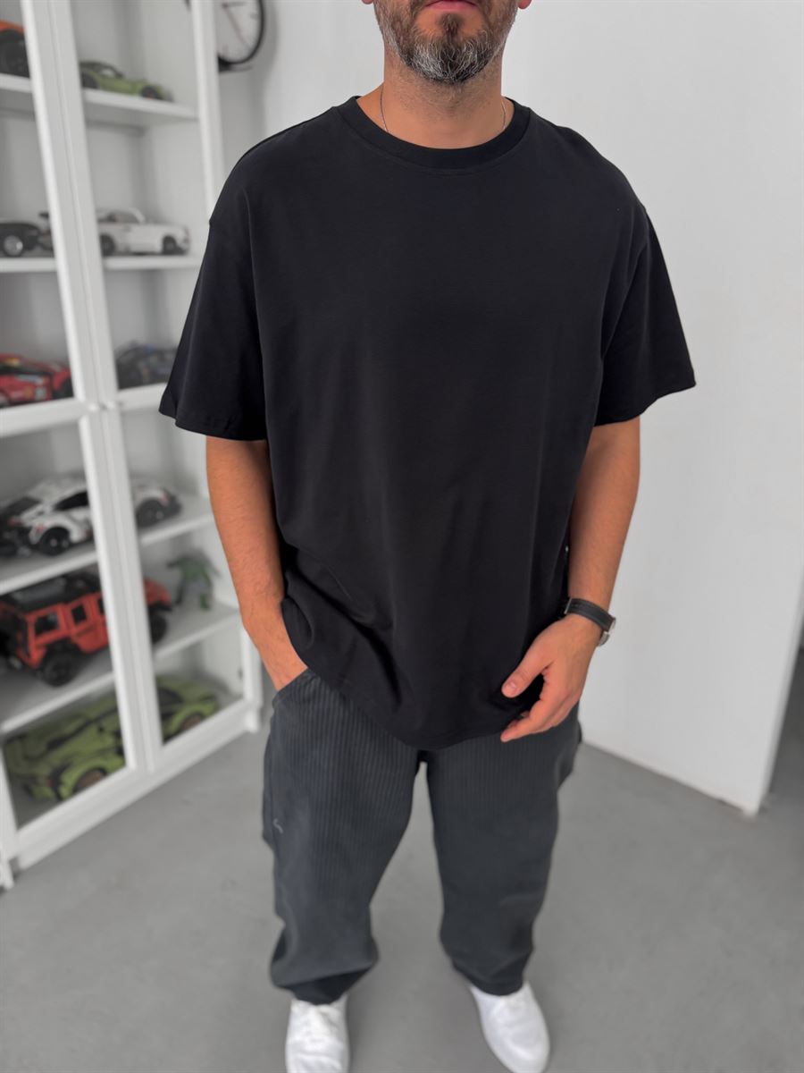 Black Basic Oversize T-Shirt with Slit C-007