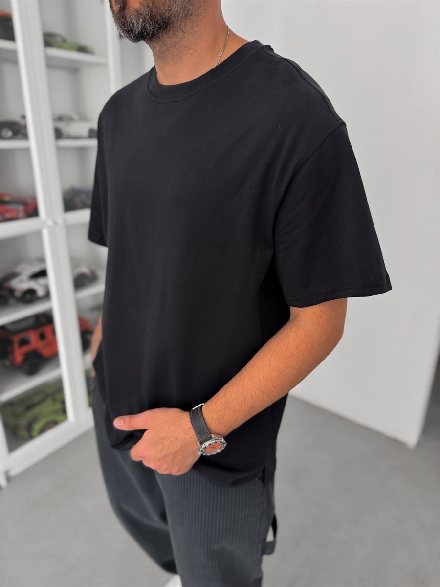 Black Basic Oversize T-Shirt with Slit C-007