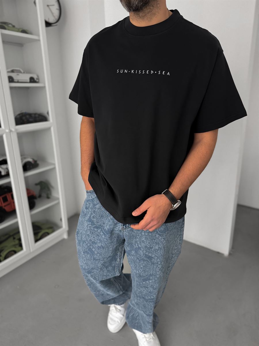 Black Sea Embroidered Oversize T-Shirt C-03