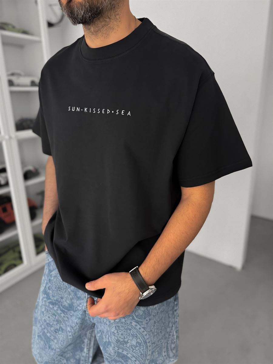 Black Sea Embroidered Oversize T-Shirt C-03