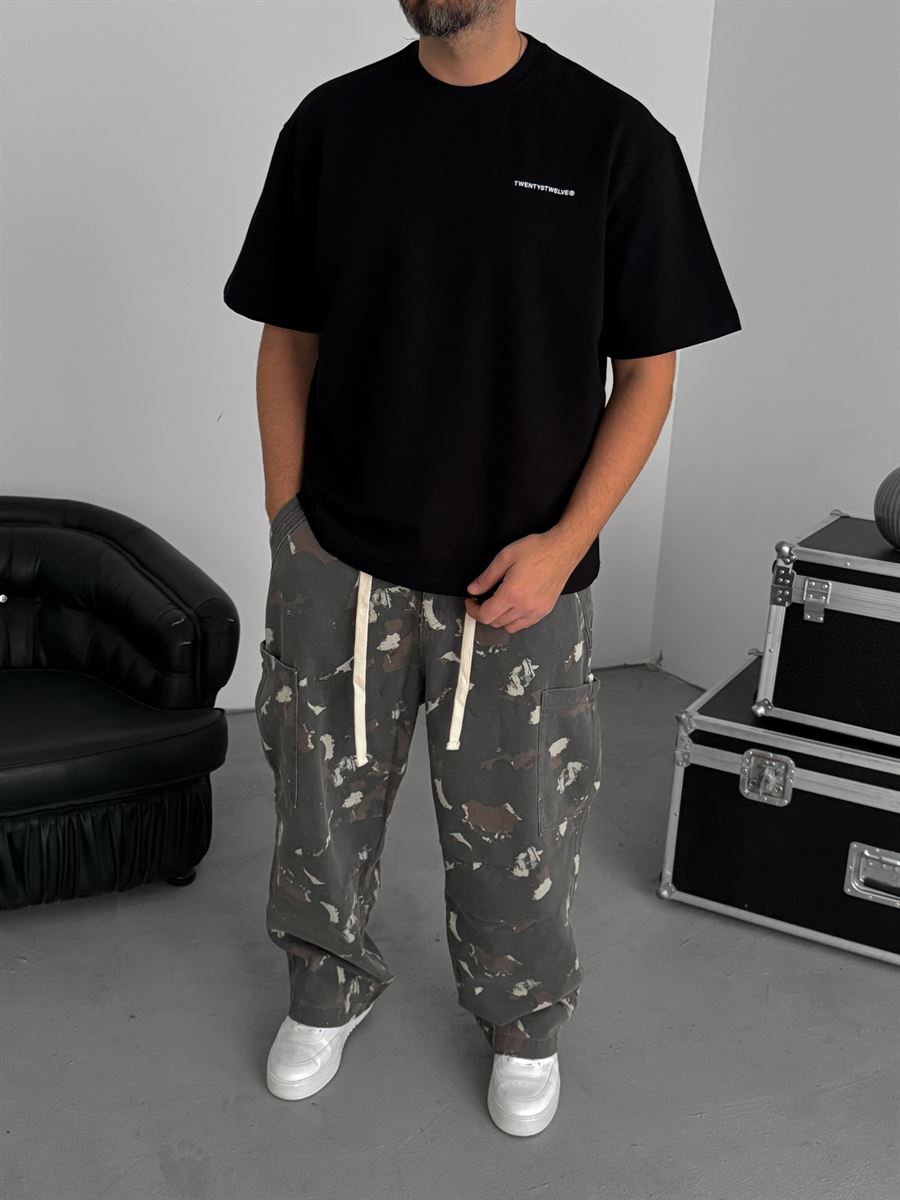 Black Embossed Two-Thread Oversize T-Shirt TW-1066