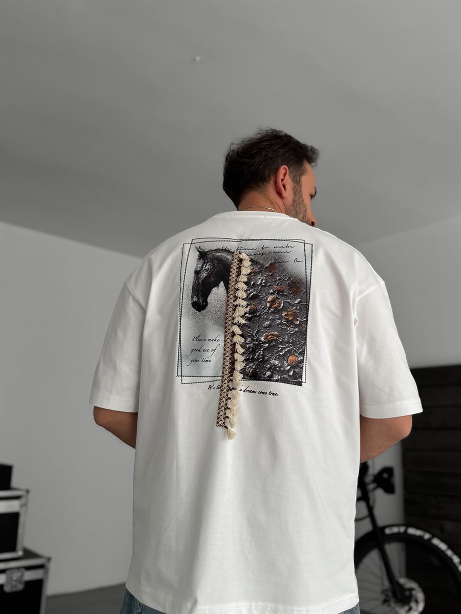White Tassel Horse Print Oversize T-Shirt SW-5106