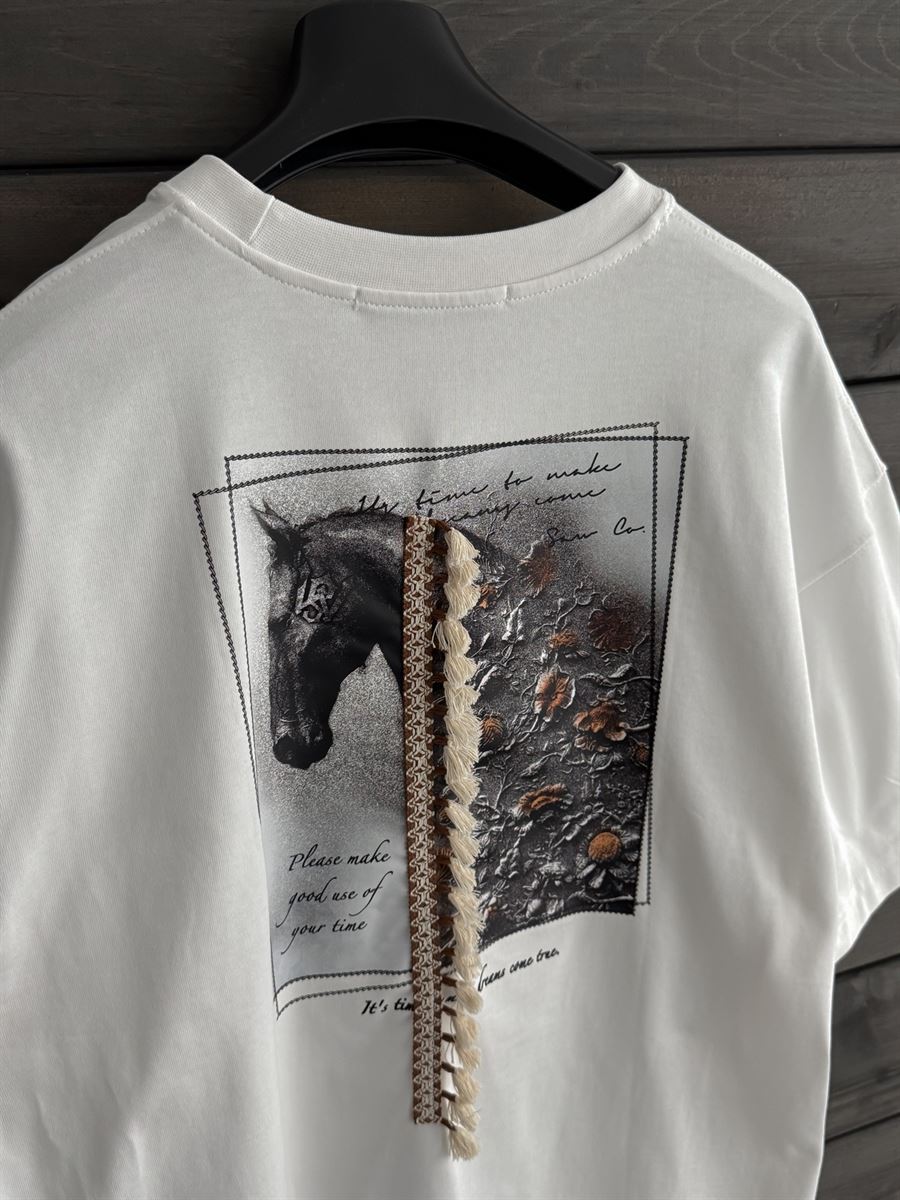 White Tassel Horse Print Oversize T-Shirt SW-5106