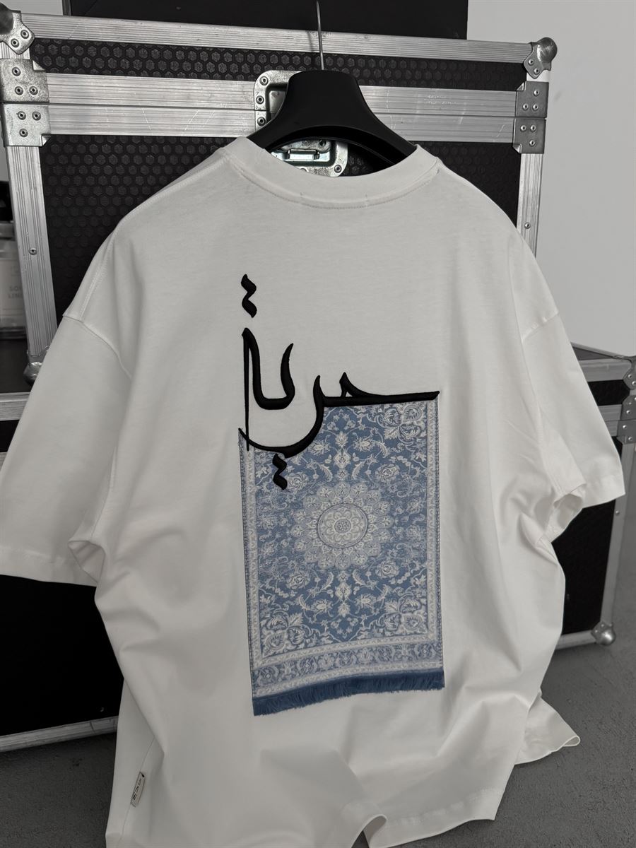 White Carpet Patch Oversize T-Shirt SW-5052