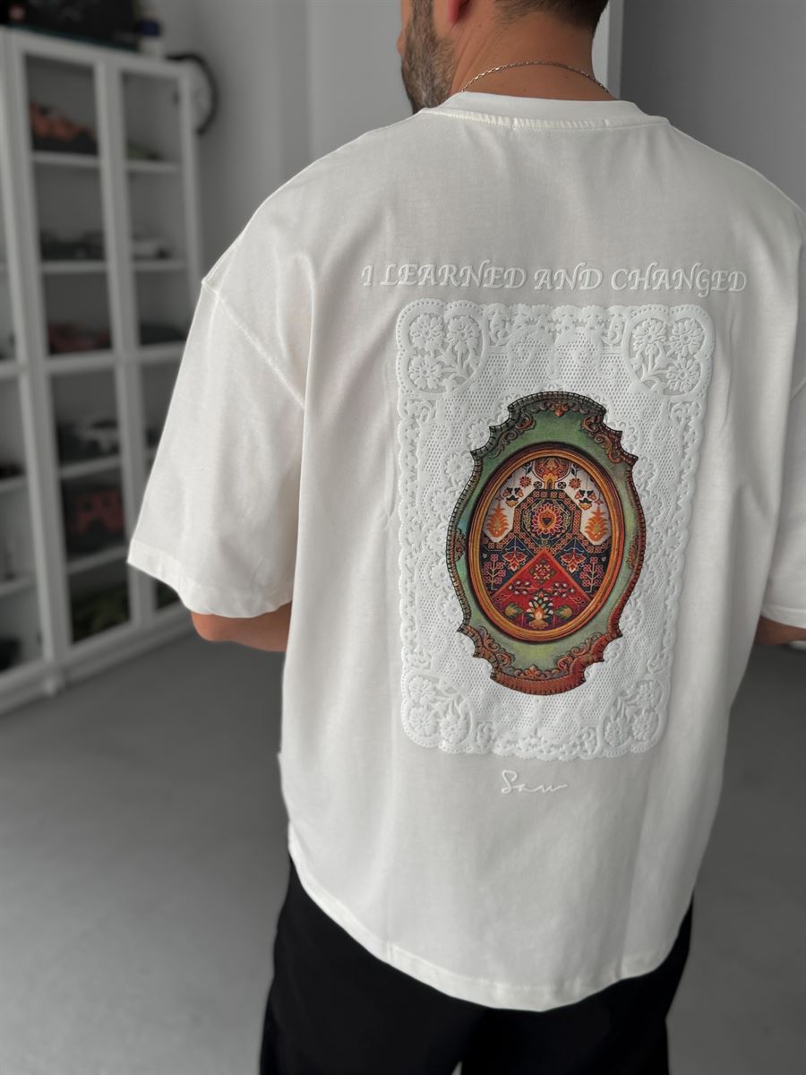 White Mirror Carpet Oversize T-Shirt SW-5092
