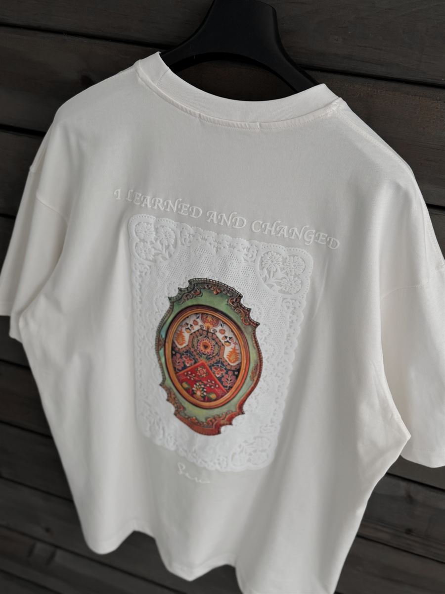 White Mirror Carpet Oversize T-Shirt SW-5092