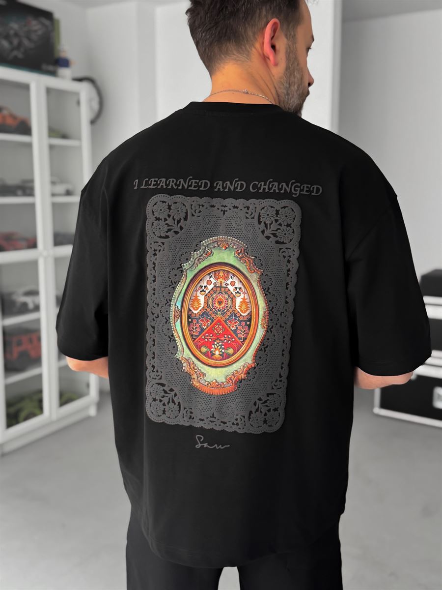 Black Mirror Carpet Oversize T-Shirt SW-5092