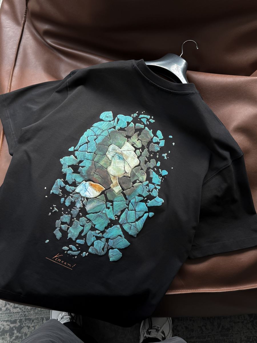 Black Broken Vincent Embossed Oversize T-Shirt SW-5058