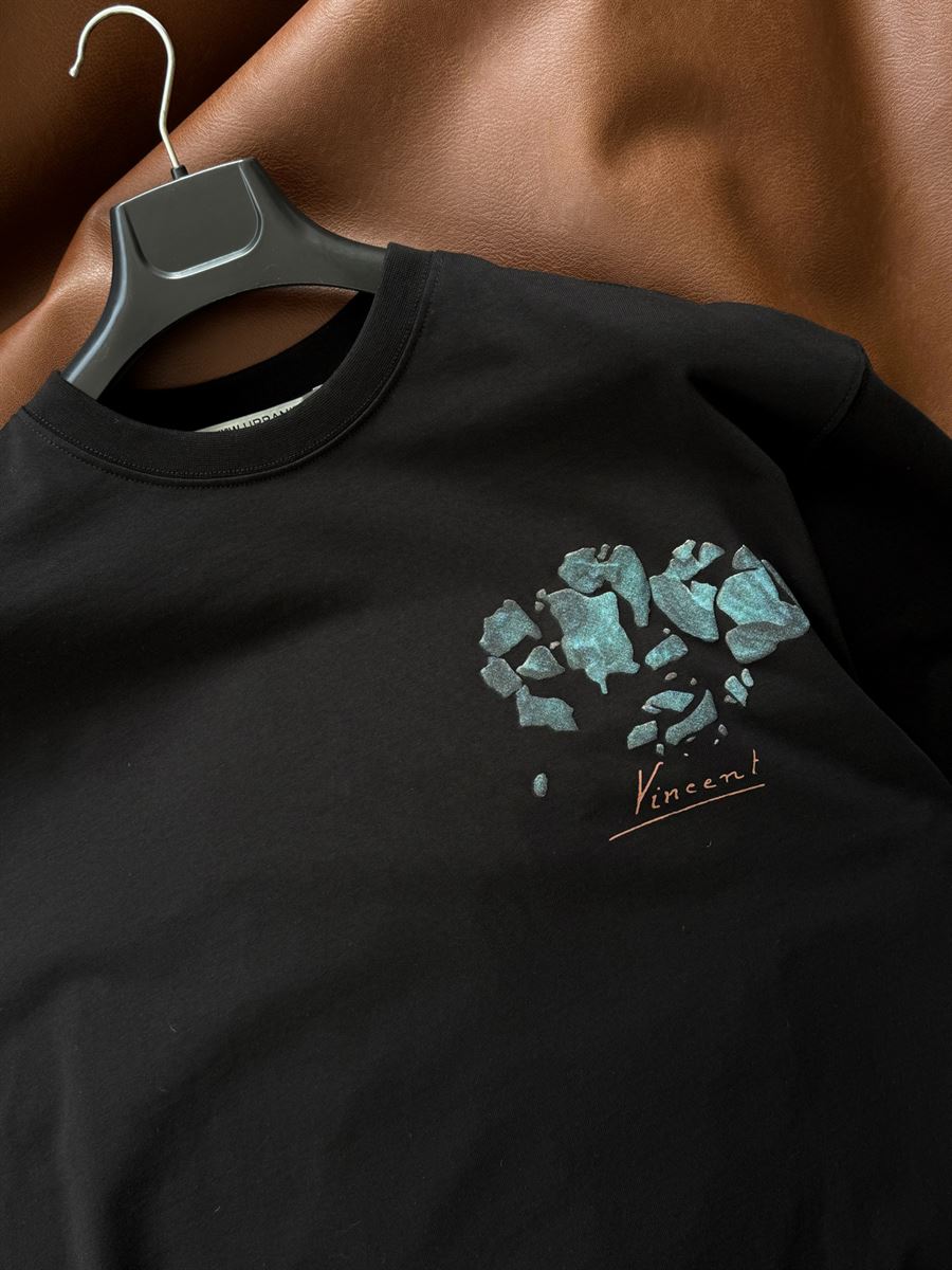 Black Broken Vincent Embossed Oversize T-Shirt SW-5058