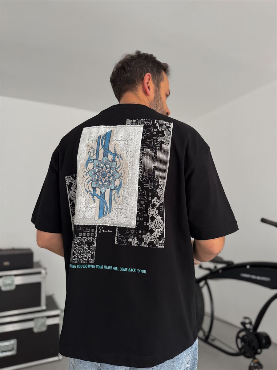 Black Oversize T-Shirt with Back Motif Patch SW-5075