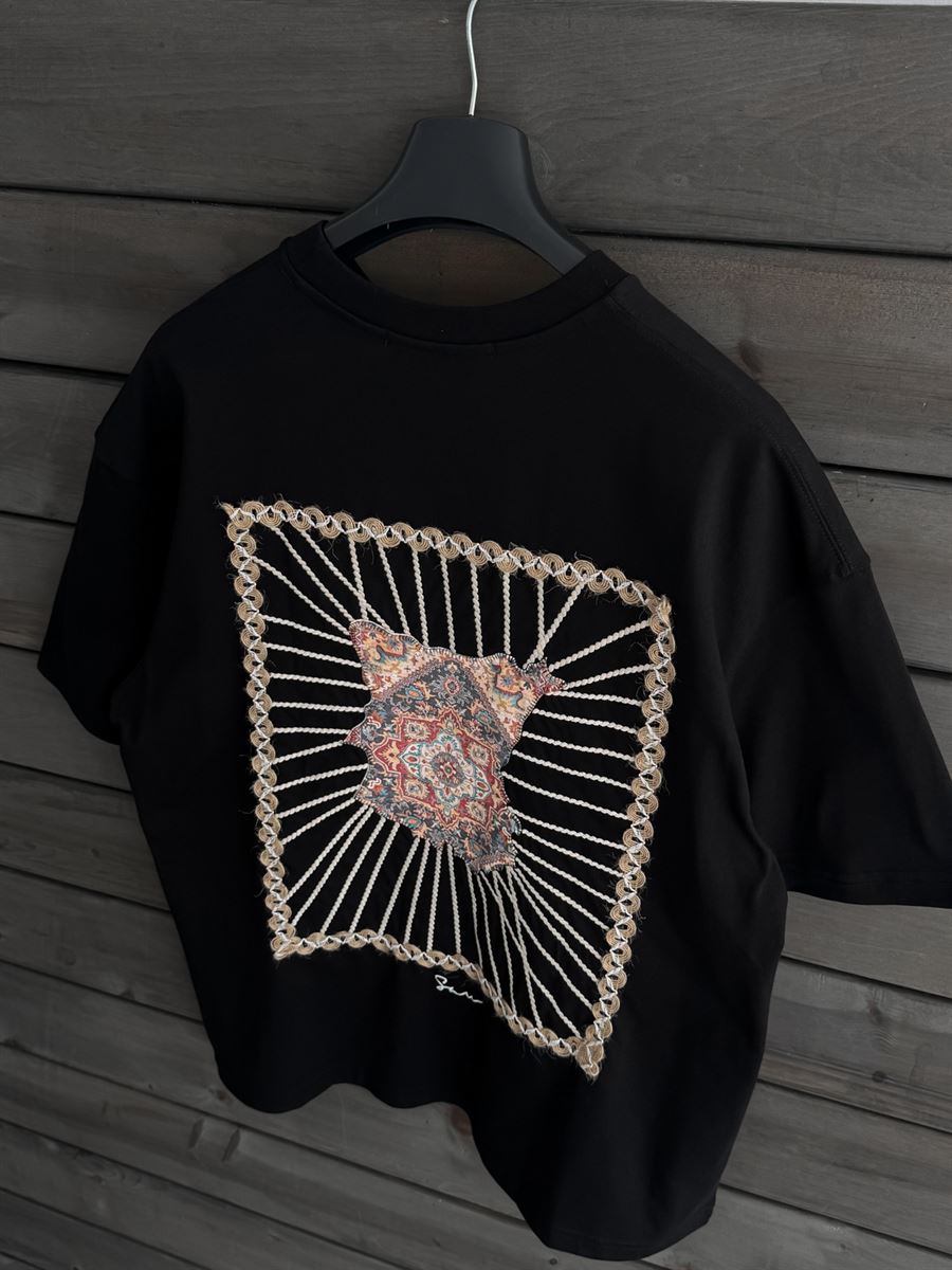 Black Back Mesh Framed Oversize T-Shirt SW-5063