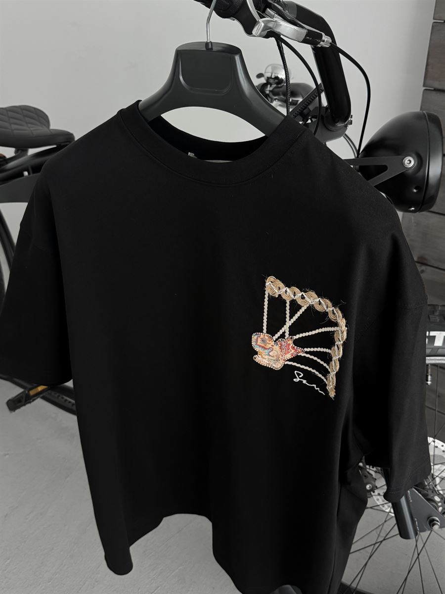 Black Back Mesh Framed Oversize T-Shirt SW-5063