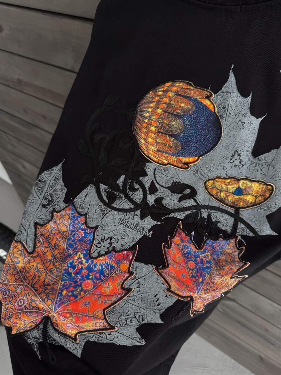 Black Leaf Patch Oversize T-Shirt SW-5118
