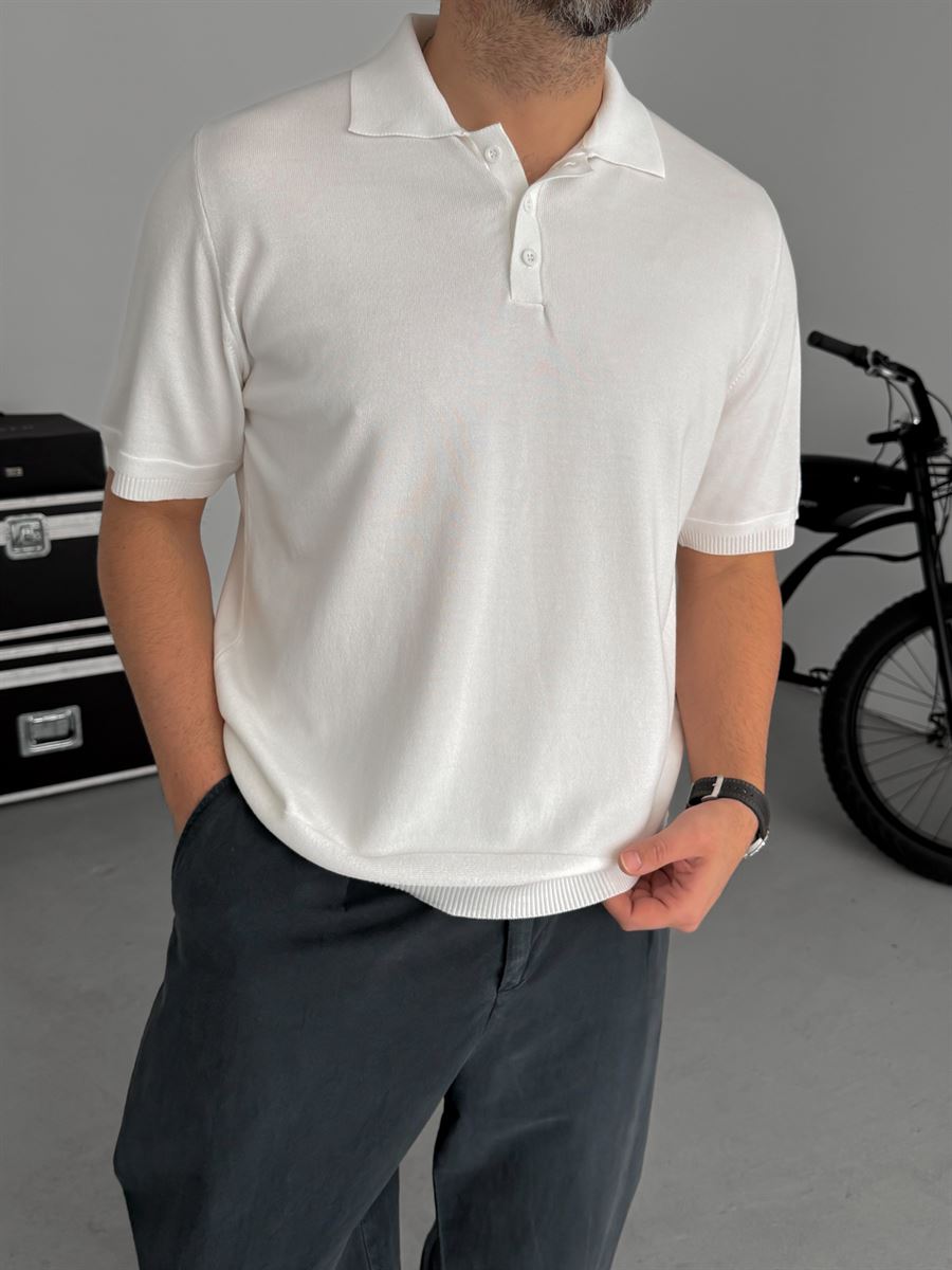 White Buttoned Knit Polo Collar T-Shirt TW-3349