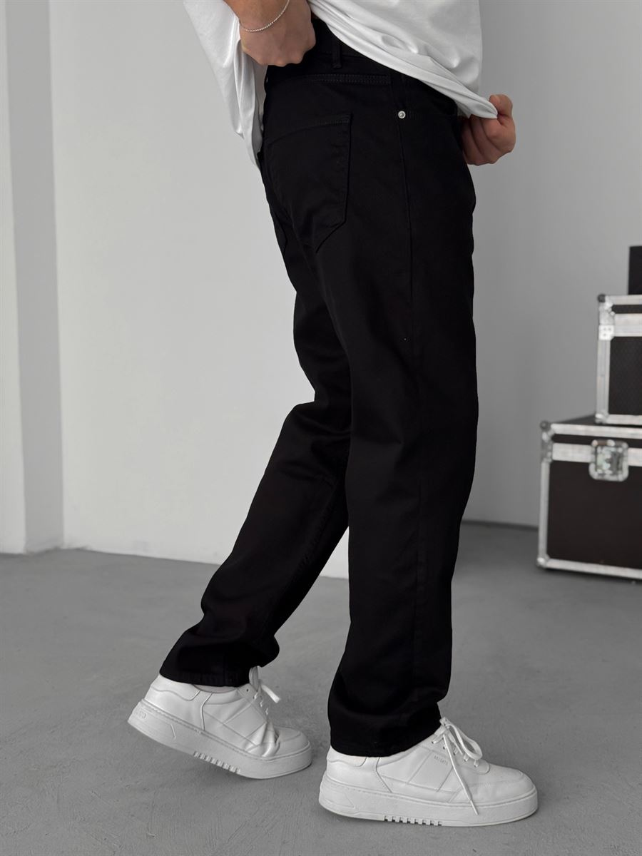 Black Basic Regular Fit Jeans KE-1062