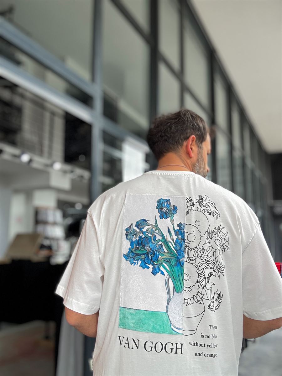 White Flowerpot Embroidered Oversize T-Shirt SW-5141