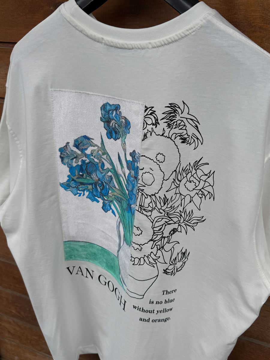 White Flowerpot Embroidered Oversize T-Shirt SW-5141